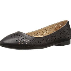 Annie Comfort Women's Black Estelle Flat Shoes